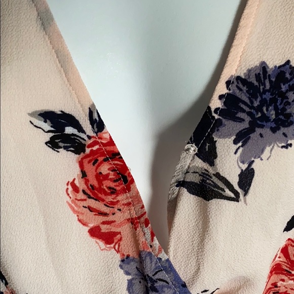 Candie’s Floral Romper w/ High-low Skirt NWT - Picture 4 of 7